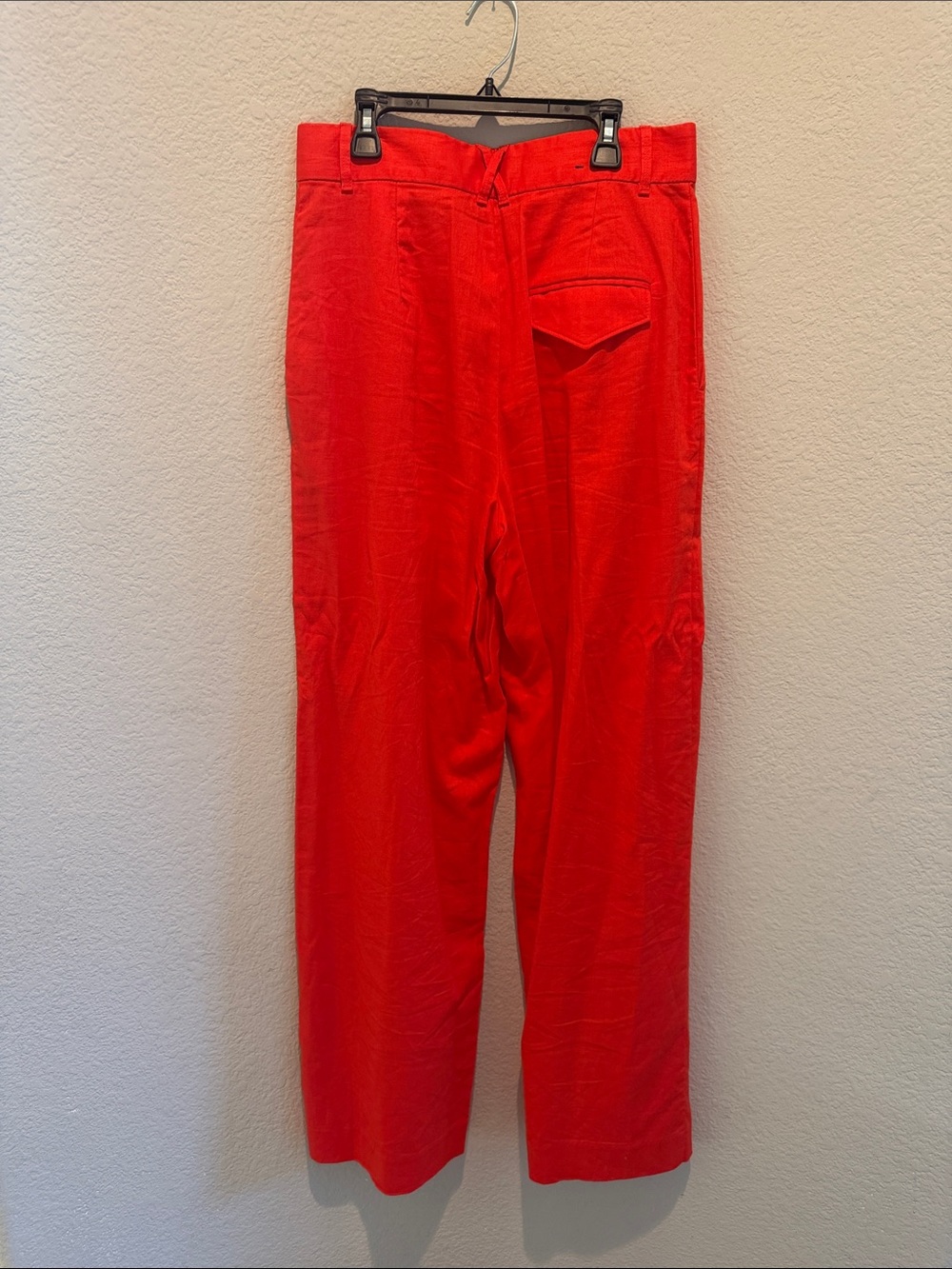 Banana Republic Red Pleated Women’s Chinos - Picture 4 of 4
